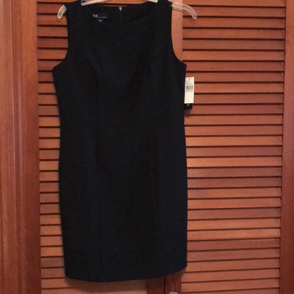 Sleeveless Black Sheath Dress - Picture 1 of 4